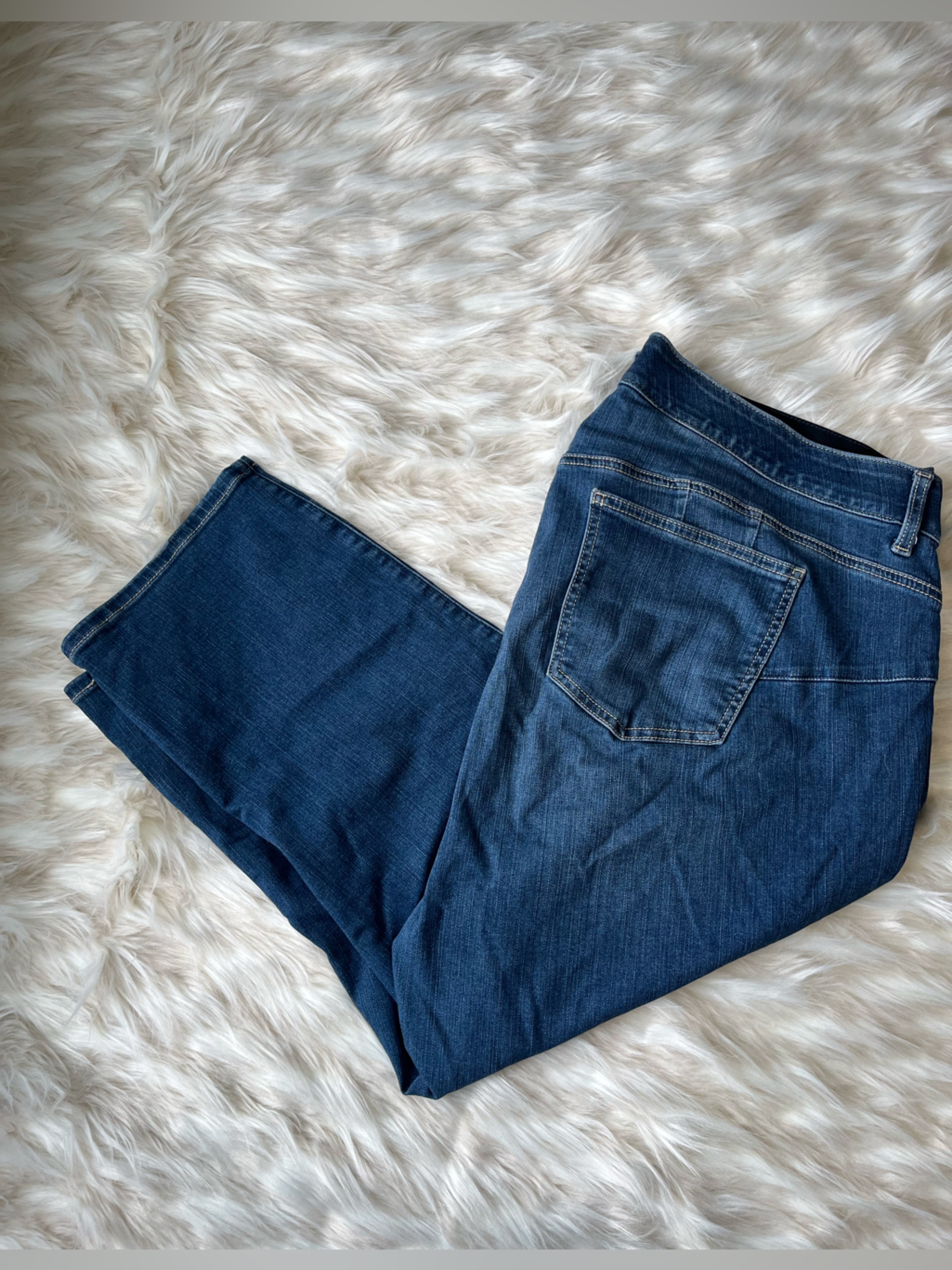 Torrid Bombshell Skinny Size 22 Jeans Women's High Rise Cropped Medium Wash